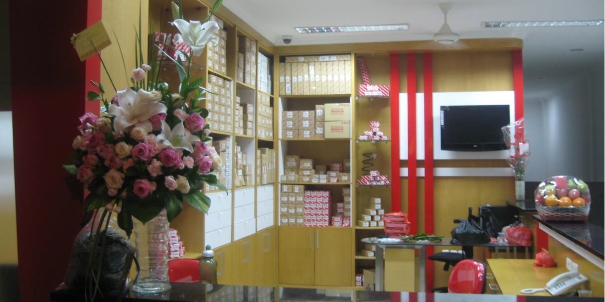 AHAS Partshop warehouse